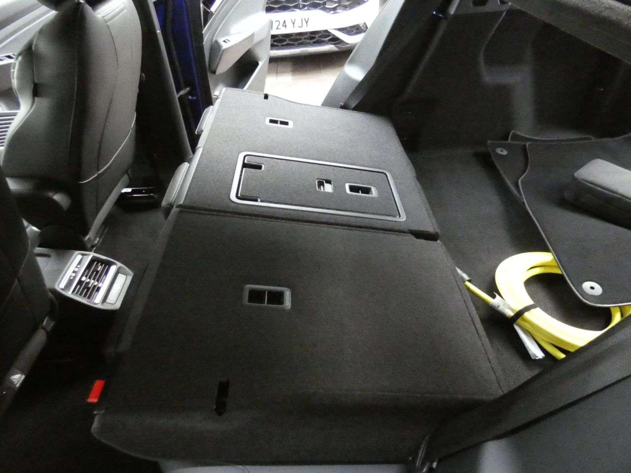2023 VOLKSWAGEN ID.4 2023 VOLKSWAGEN ID.4