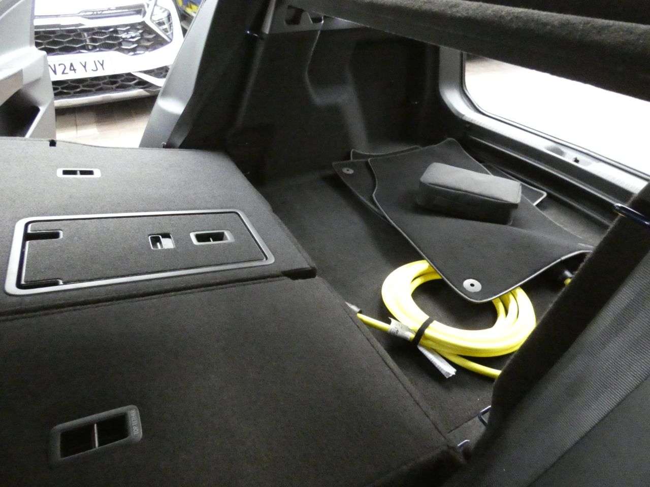 2023 VOLKSWAGEN ID.4 2023 VOLKSWAGEN ID.4