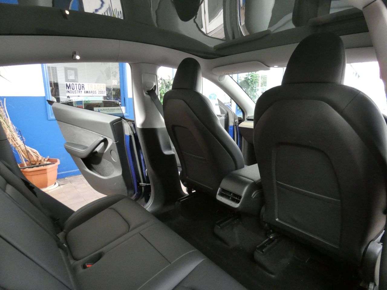 2023 TESLA MODEL Y 2023 TESLA MODEL Y