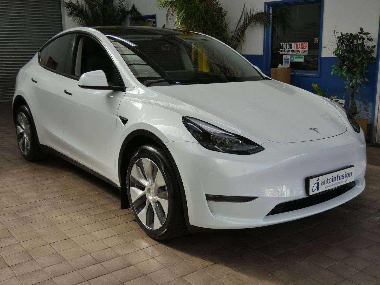 2023 TESLA MODEL Y 2023 TESLA MODEL Y