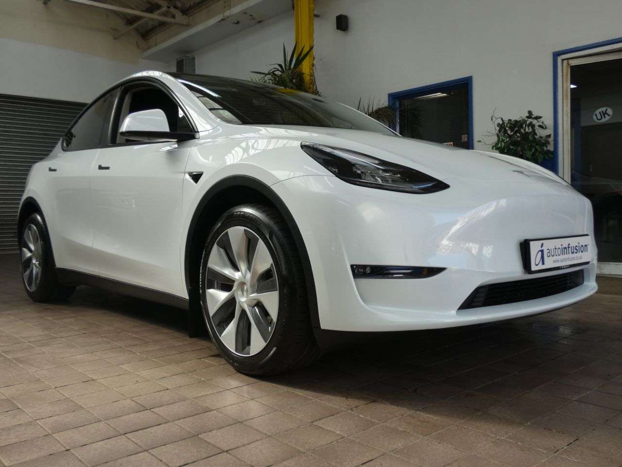 2023 TESLA MODEL Y 2023 TESLA MODEL Y