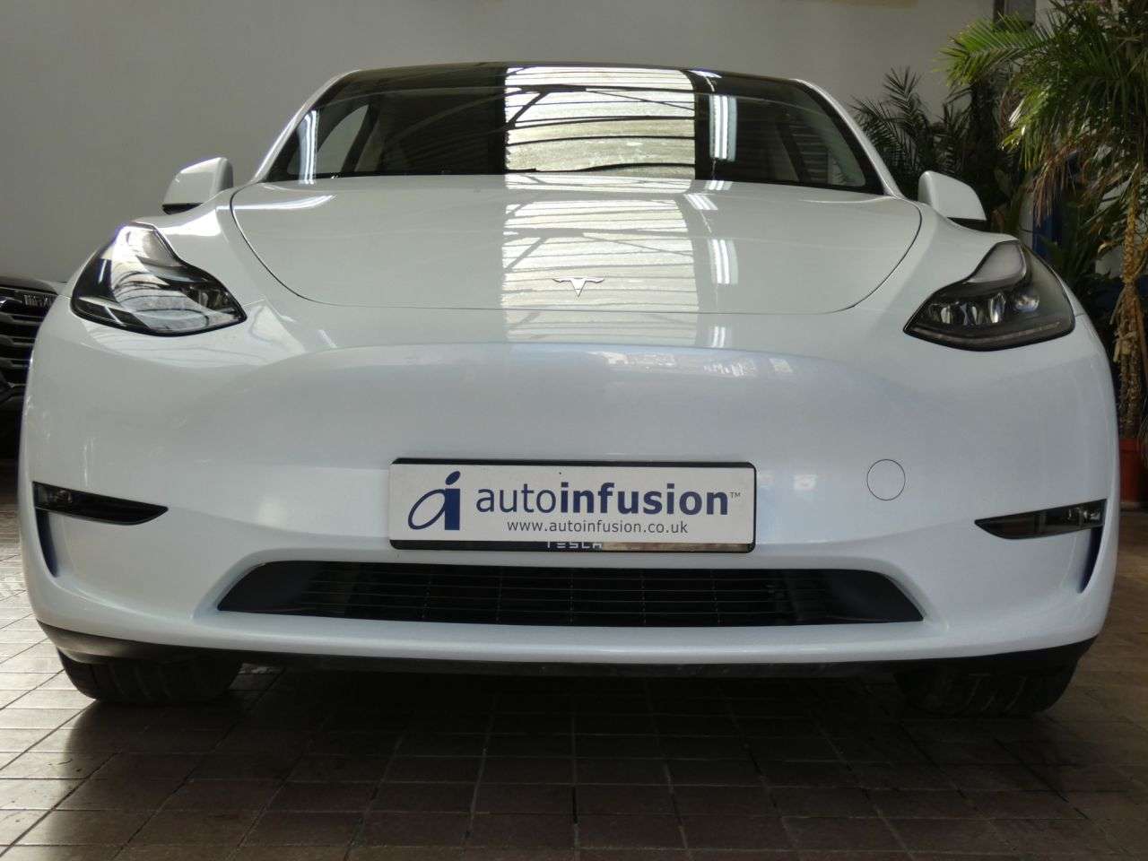A 2023 TESLA MODEL Y (Dual Motor) Long Range SUV 5dr Electric Auto 4WDE (384 bhp) ALL TESLA UPDA A 2023 TESLA MODEL Y (Dual Motor) Long Range SUV 5dr Electric Auto 4WDE (384 bhp) ALL TESLA UPDA