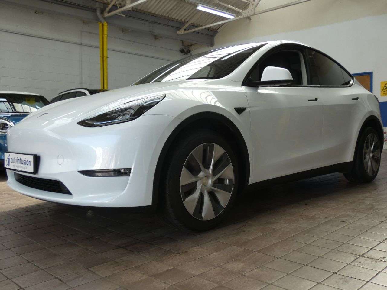 2023 TESLA MODEL Y 2023 TESLA MODEL Y