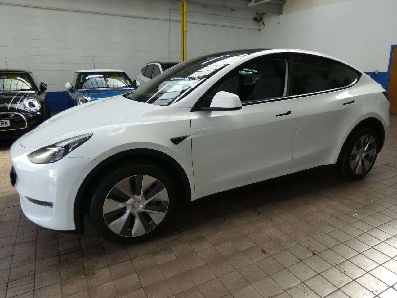 2023 TESLA MODEL Y 2023 TESLA MODEL Y