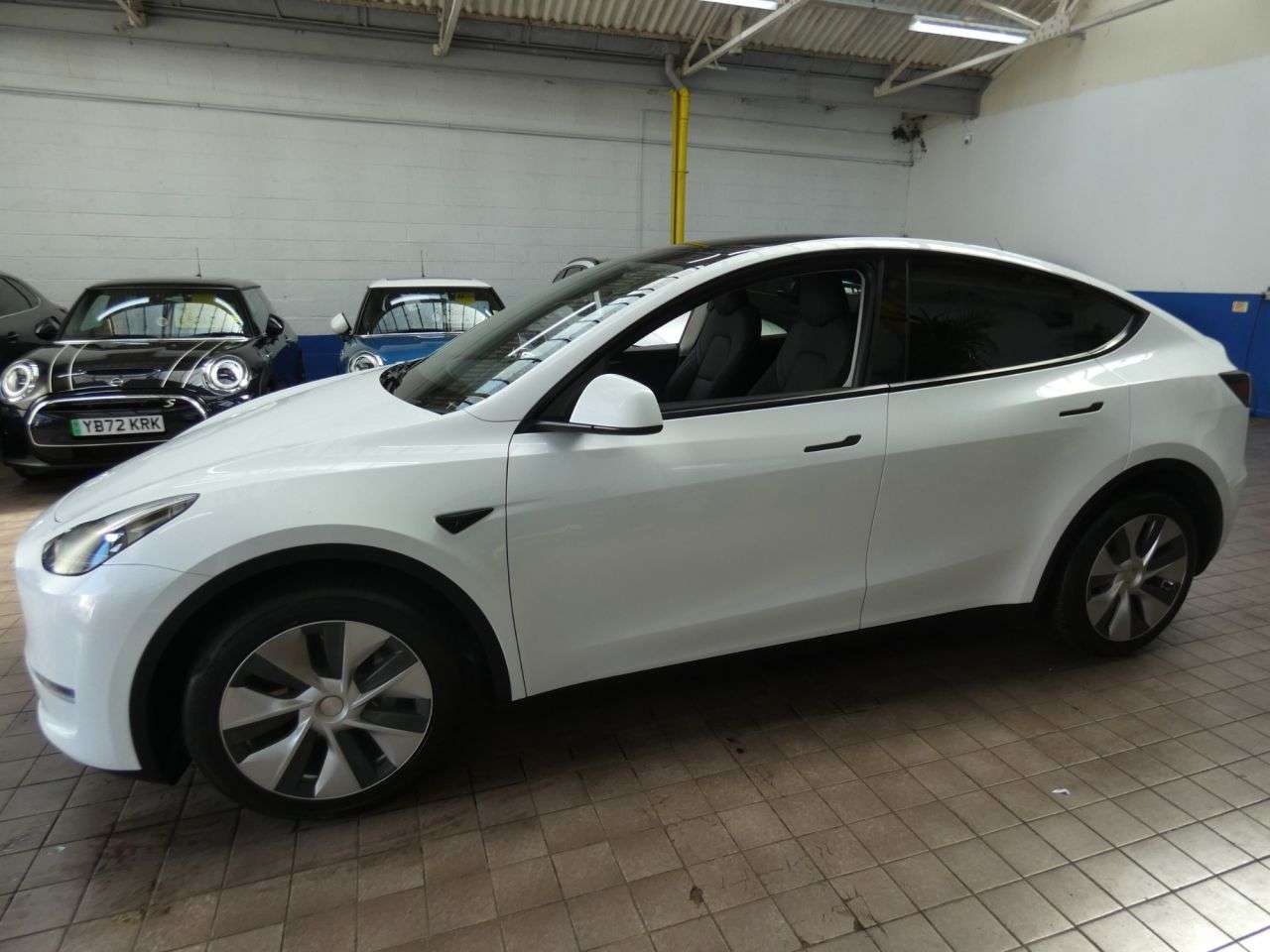 2023 TESLA MODEL Y 2023 TESLA MODEL Y