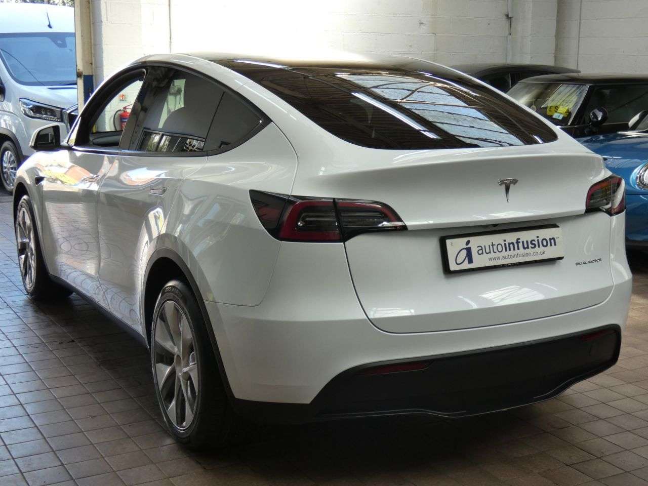 2023 TESLA MODEL Y 2023 TESLA MODEL Y