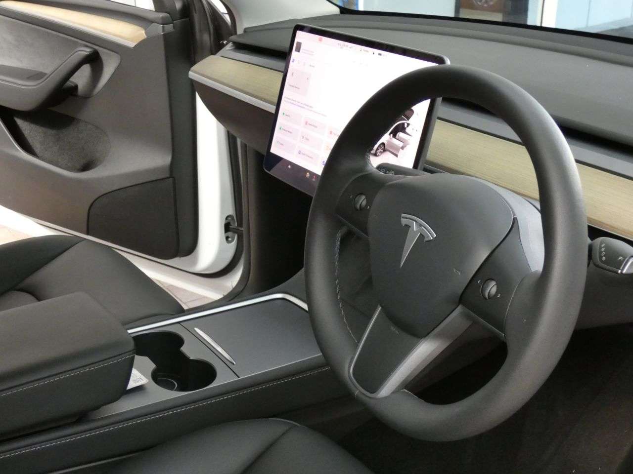 2023 TESLA MODEL Y 2023 TESLA MODEL Y