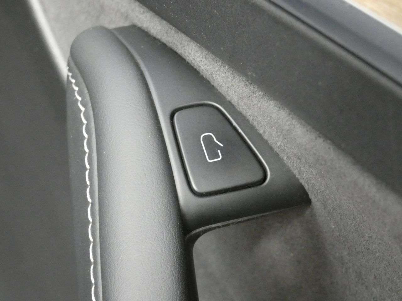 2023 TESLA MODEL Y 2023 TESLA MODEL Y