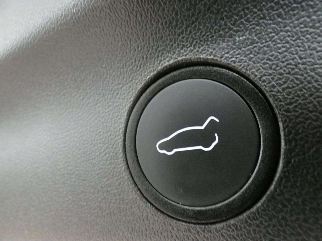 2023 TESLA MODEL Y 2023 TESLA MODEL Y