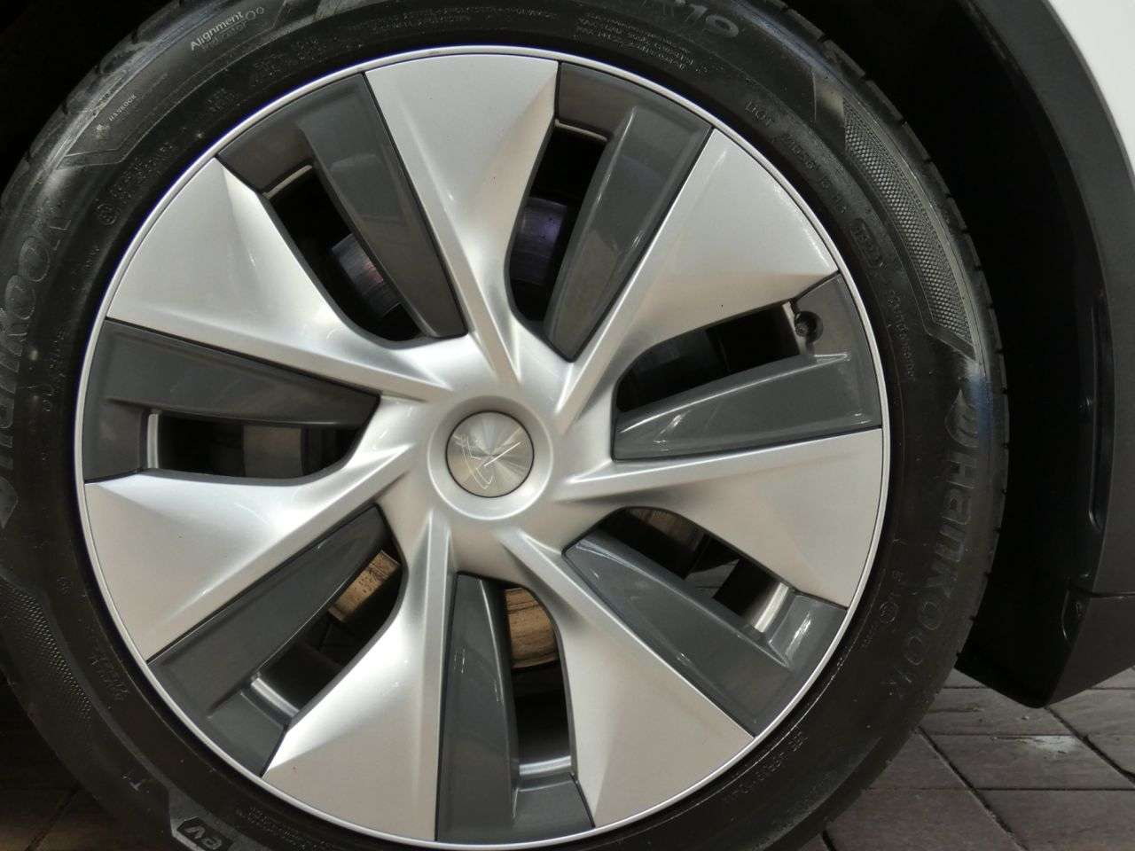 2023 TESLA MODEL Y 2023 TESLA MODEL Y