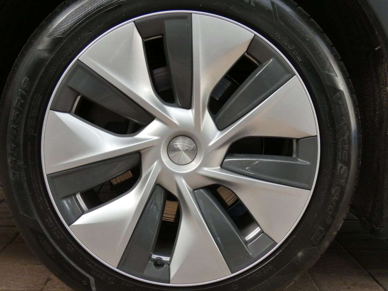 2023 TESLA MODEL Y 2023 TESLA MODEL Y