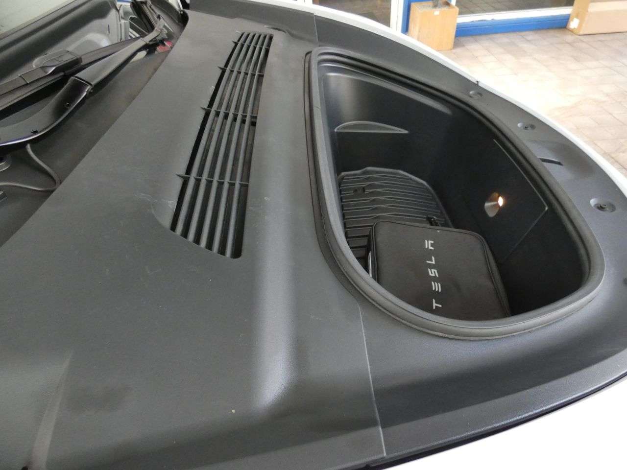 2023 TESLA MODEL Y 2023 TESLA MODEL Y