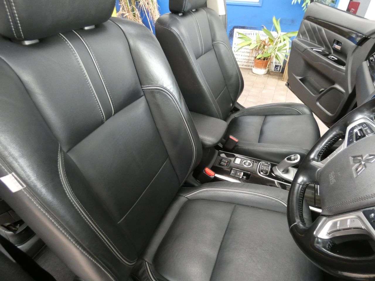 2017 MITSUBISHI OUTLANDER 2017 MITSUBISHI OUTLANDER