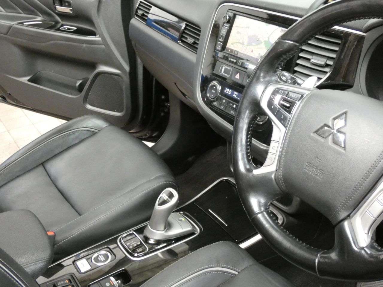 2017 MITSUBISHI OUTLANDER 2017 MITSUBISHI OUTLANDER