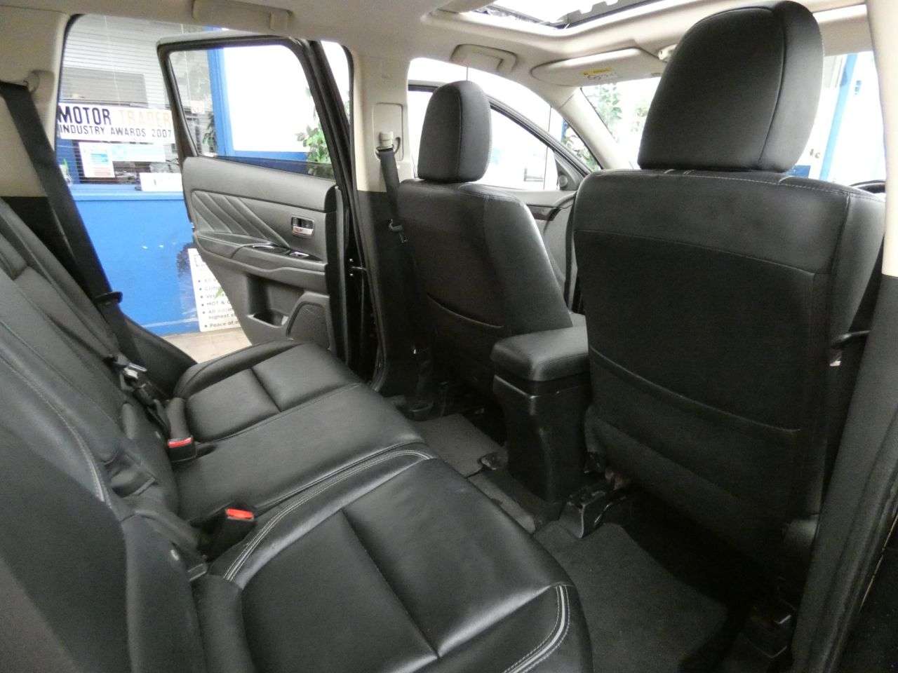 2017 MITSUBISHI OUTLANDER 2017 MITSUBISHI OUTLANDER