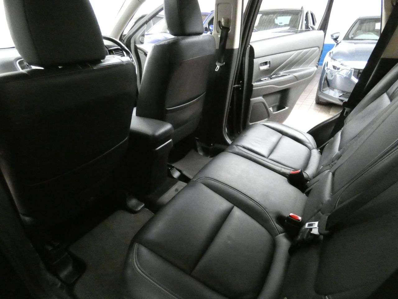 2017 MITSUBISHI OUTLANDER 2017 MITSUBISHI OUTLANDER