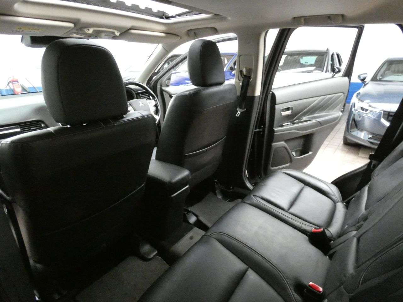 2017 MITSUBISHI OUTLANDER 2017 MITSUBISHI OUTLANDER