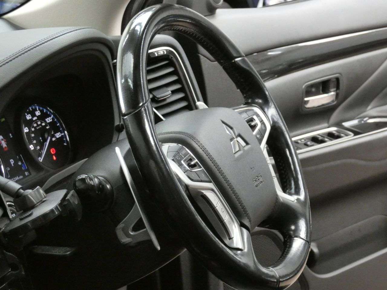 2017 MITSUBISHI OUTLANDER 2017 MITSUBISHI OUTLANDER