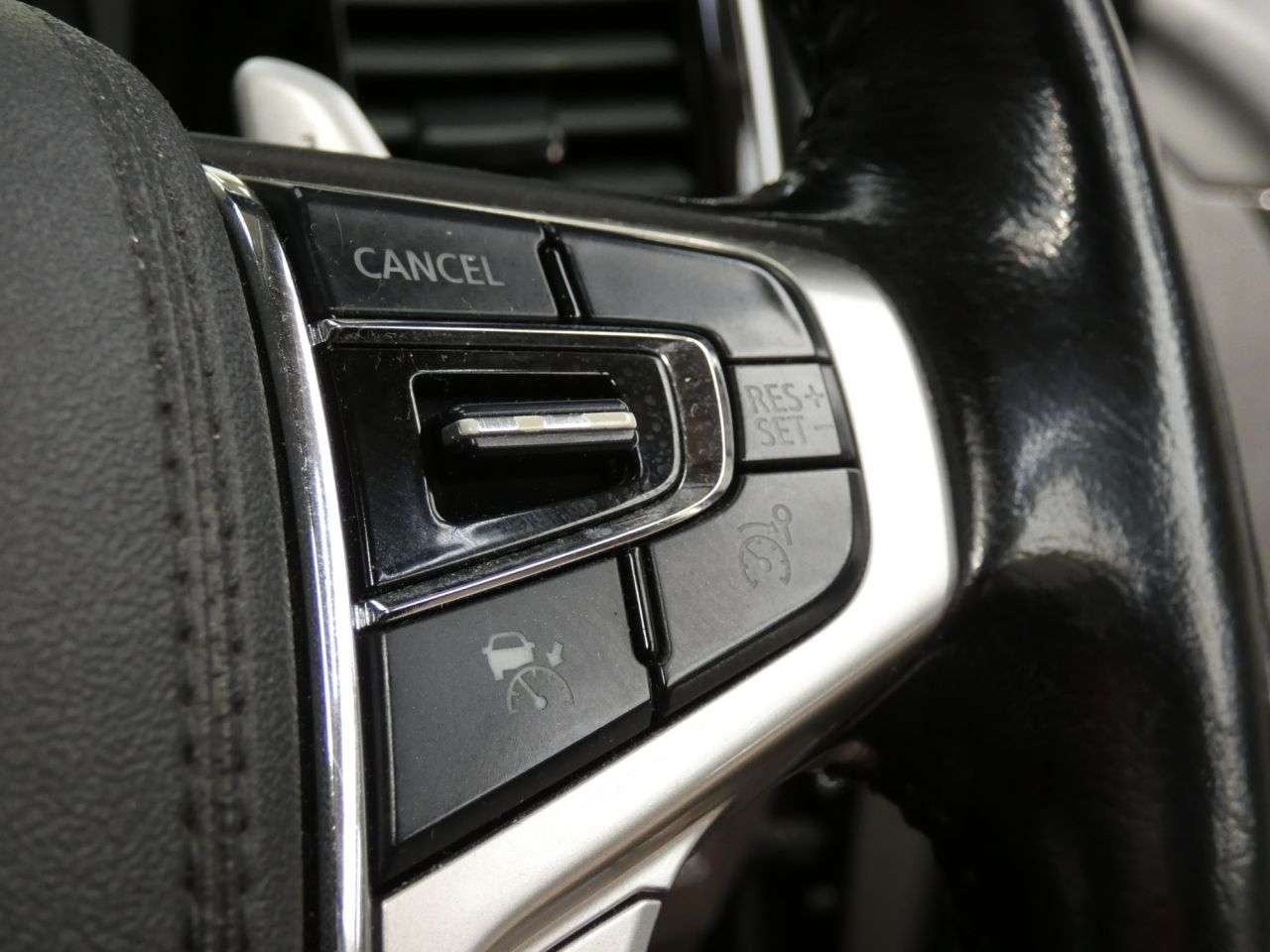 2017 MITSUBISHI OUTLANDER 2017 MITSUBISHI OUTLANDER