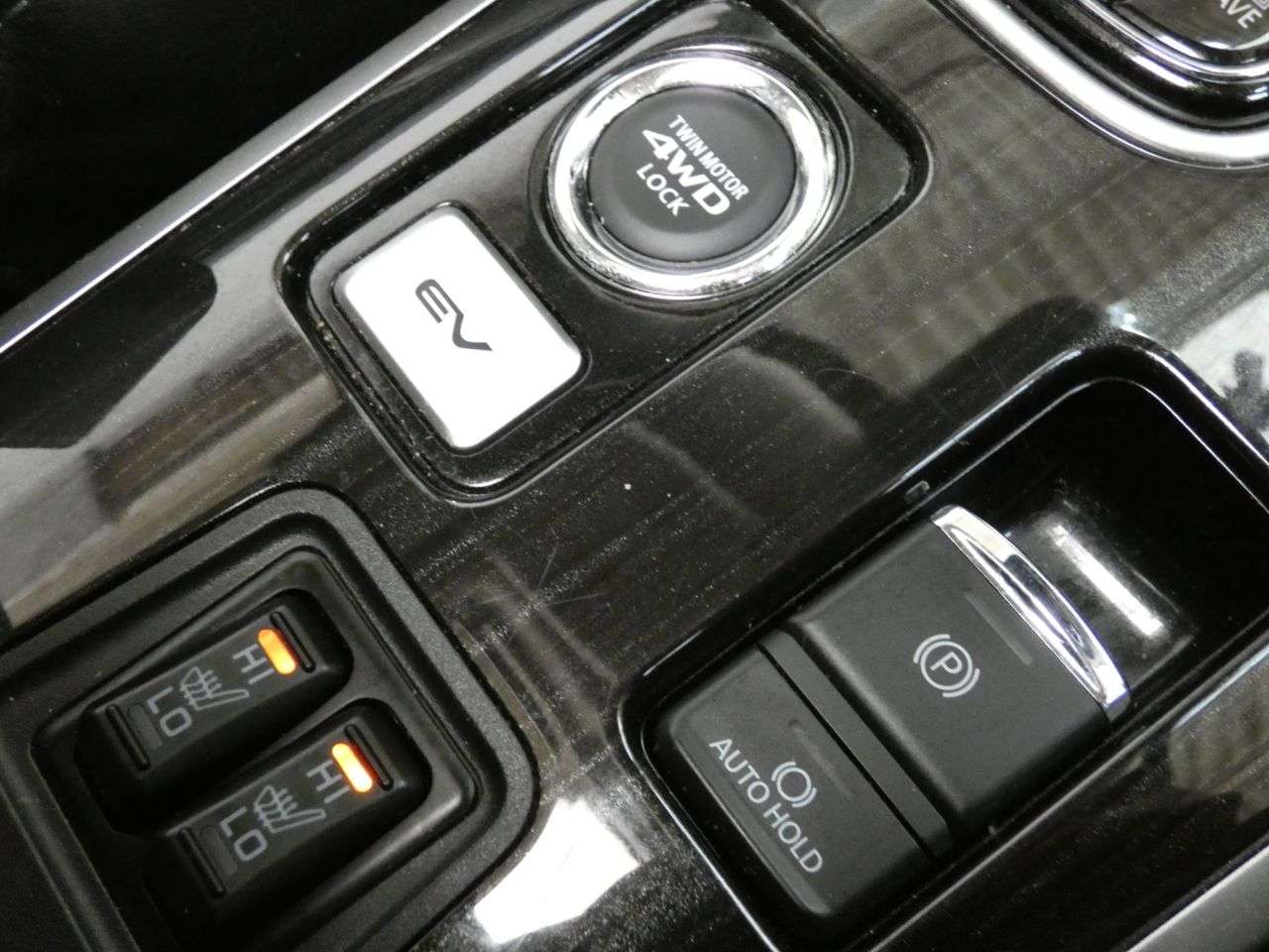 2017 MITSUBISHI OUTLANDER 2017 MITSUBISHI OUTLANDER