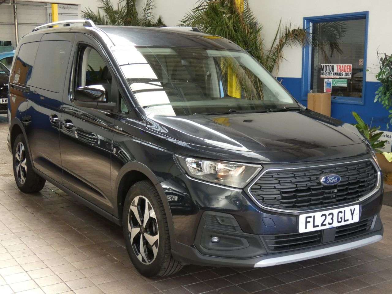 A 2023 FORD GRAND TOURNEO CONNECT 2.0 EcoBlue Active MPV 5dr Diesel Manual Euro 6 (s/s) (122 ps) GENUINE LOW A 2023 FORD GRAND TOURNEO CONNECT 2.0 EcoBlue Active MPV 5dr Diesel Manual Euro 6 (s/s) (122 ps) GENUINE LOW