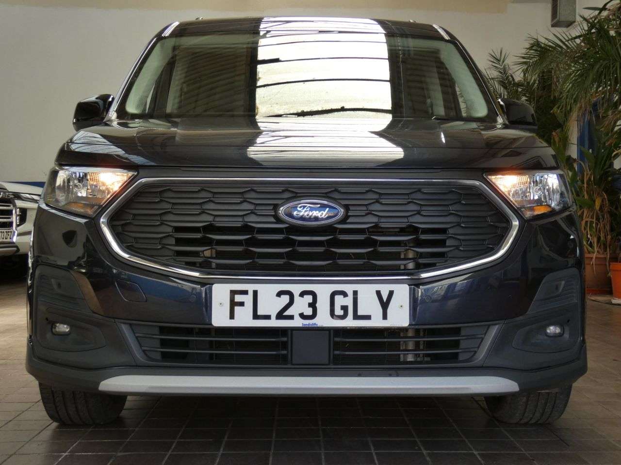 A 2023 FORD GRAND TOURNEO CONNECT 2.0 EcoBlue Active MPV 5dr Diesel Manual Euro 6 (s/s) (122 ps) GENUINE LOW A 2023 FORD GRAND TOURNEO CONNECT 2.0 EcoBlue Active MPV 5dr Diesel Manual Euro 6 (s/s) (122 ps) GENUINE LOW