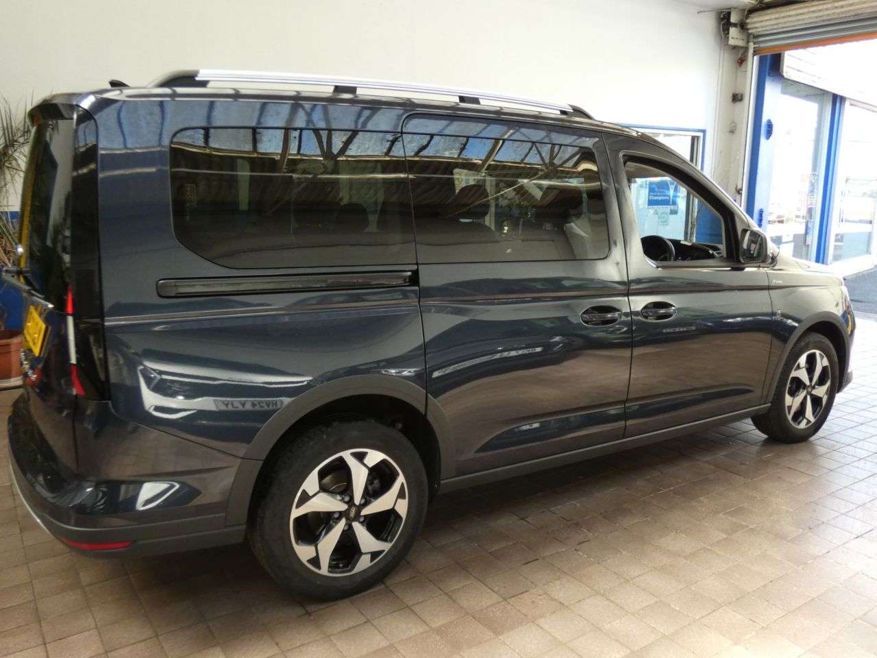 2023 FORD GRAND TOURNEO CONNECT 2023 FORD GRAND TOURNEO CONNECT