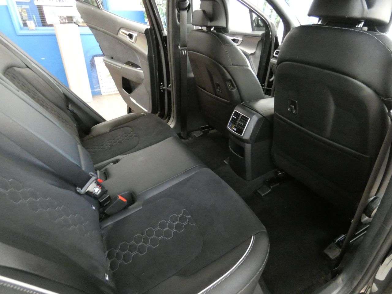 2025 KIA SPORTAGE 2025 KIA SPORTAGE