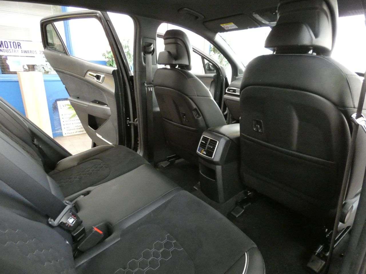 2025 KIA SPORTAGE 2025 KIA SPORTAGE