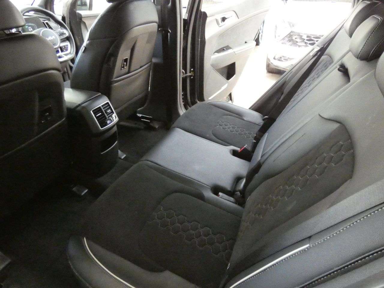 2025 KIA SPORTAGE 2025 KIA SPORTAGE