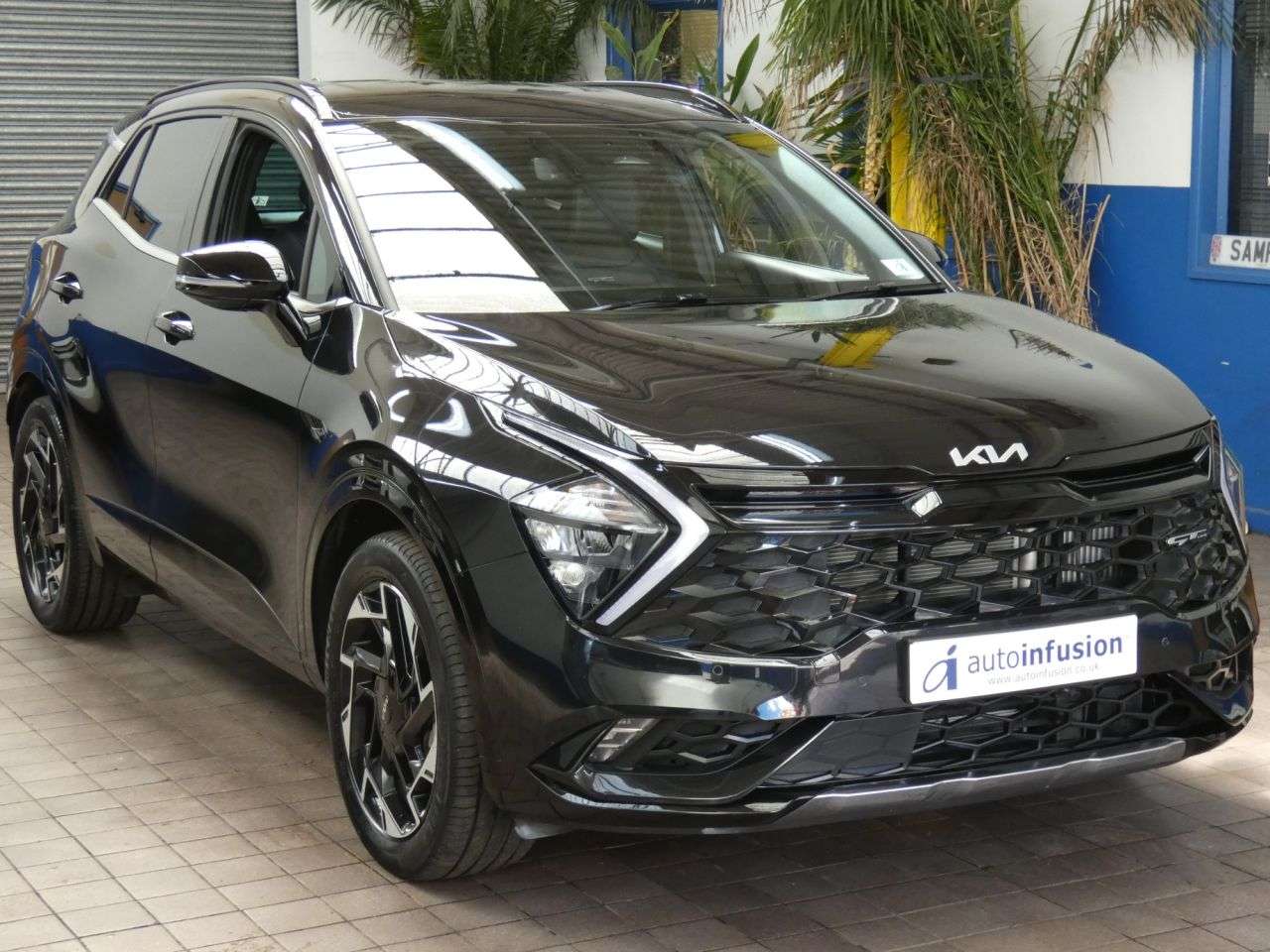 A 2025 KIA SPORTAGE 1.6 T-GDi 13.8kWh GT-Line SUV 5dr Petrol Plug-in Hybrid Auto AWD Euro 6 (s/ A 2025 KIA SPORTAGE 1.6 T-GDi 13.8kWh GT-Line SUV 5dr Petrol Plug-in Hybrid Auto AWD Euro 6 (s/