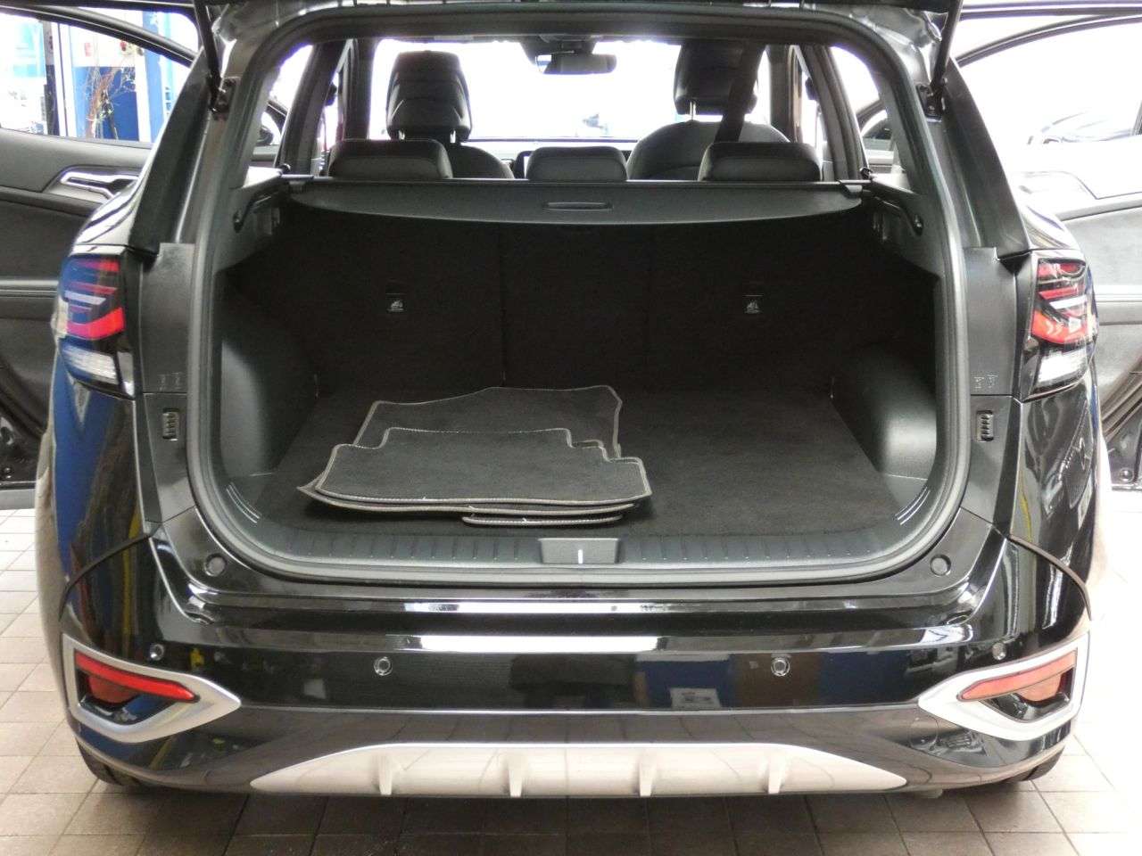 2025 KIA SPORTAGE 2025 KIA SPORTAGE