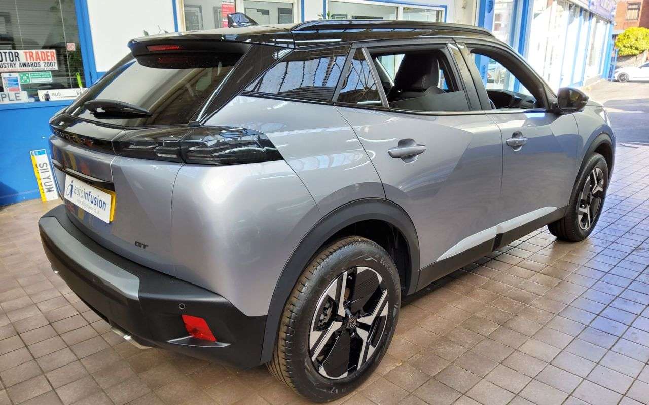 2023 PEUGEOT 2008 2023 PEUGEOT 2008