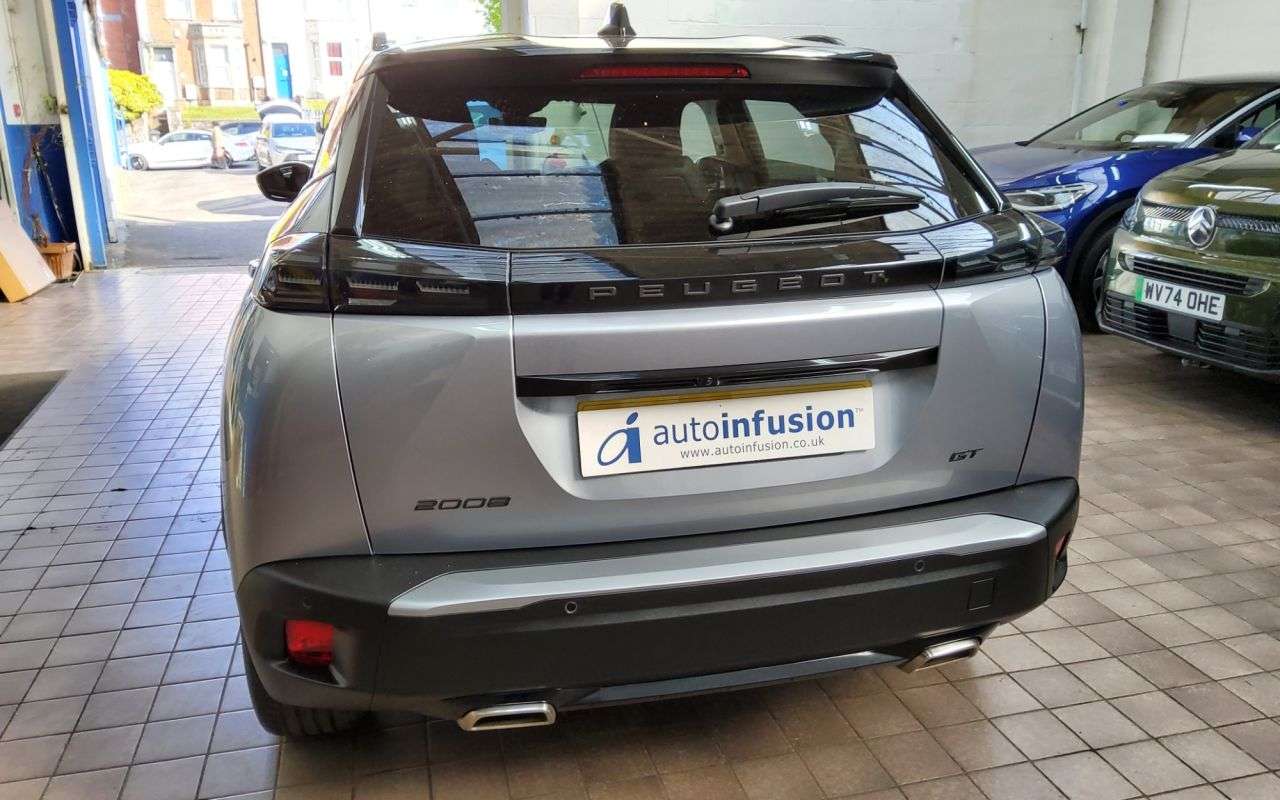2023 PEUGEOT 2008 2023 PEUGEOT 2008