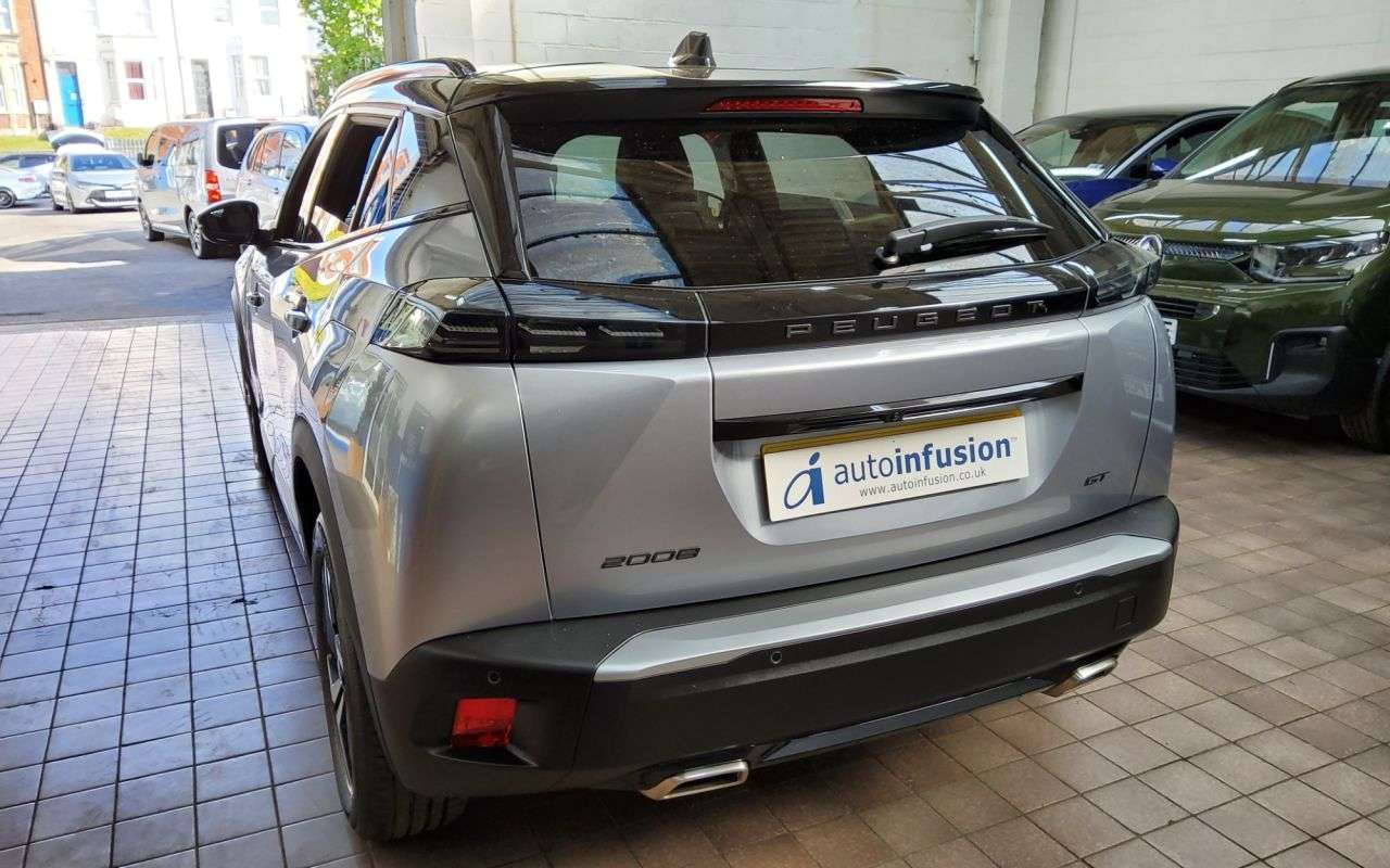 2023 PEUGEOT 2008 2023 PEUGEOT 2008