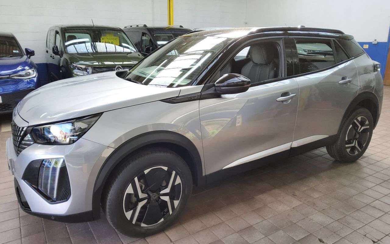 2023 PEUGEOT 2008 2023 PEUGEOT 2008