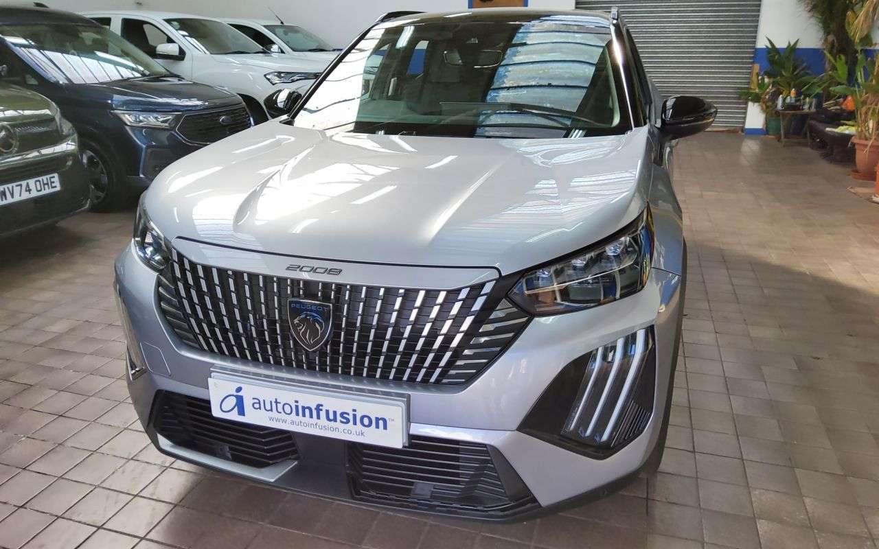 2023 PEUGEOT 2008 2023 PEUGEOT 2008