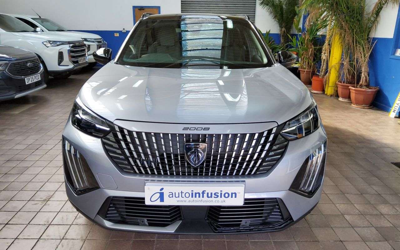 2023 PEUGEOT 2008 2023 PEUGEOT 2008