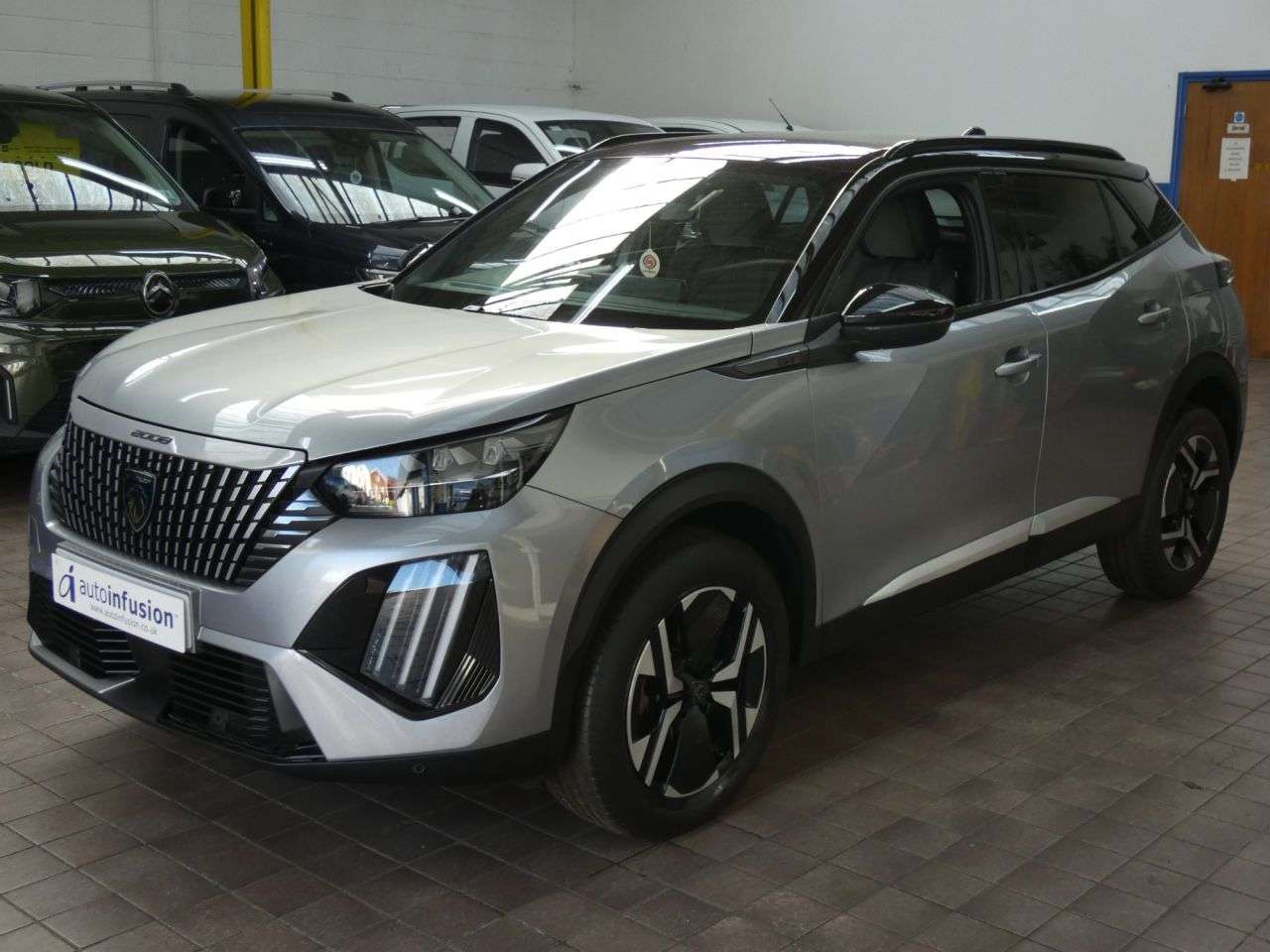 2023 PEUGEOT 2008 2023 PEUGEOT 2008