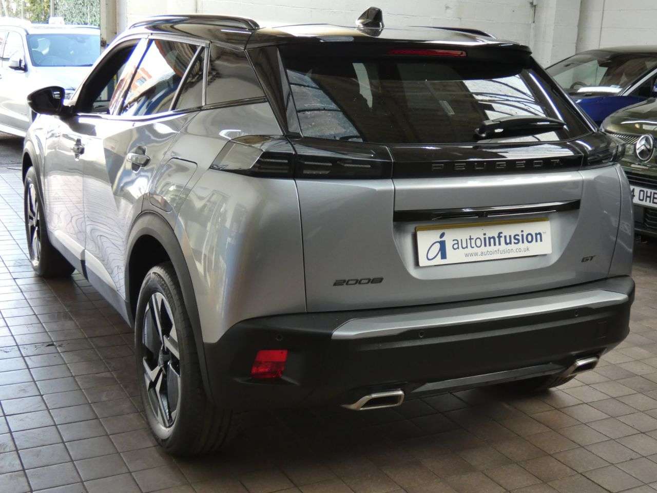 2023 PEUGEOT 2008 2023 PEUGEOT 2008