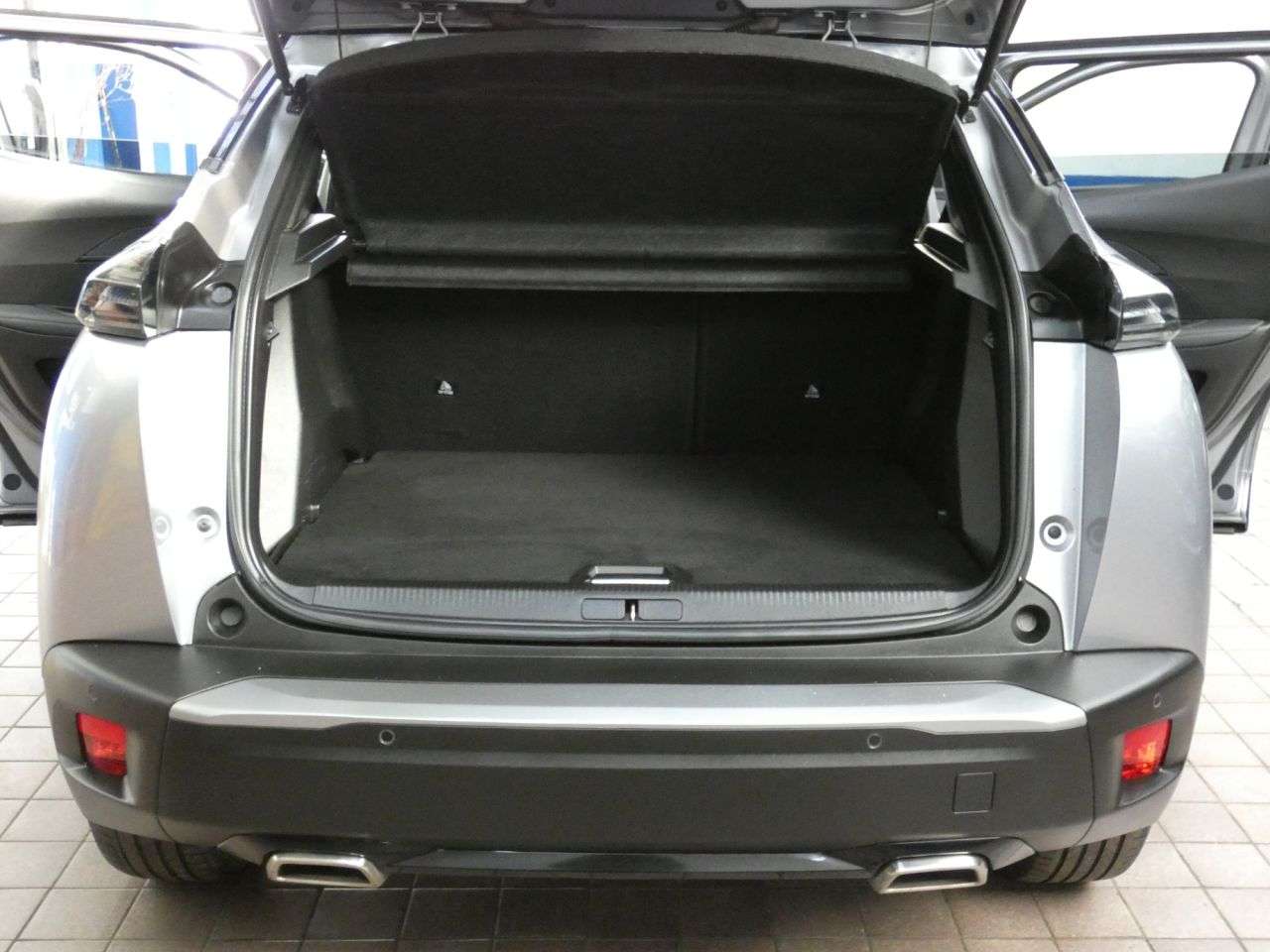 2023 PEUGEOT 2008 2023 PEUGEOT 2008