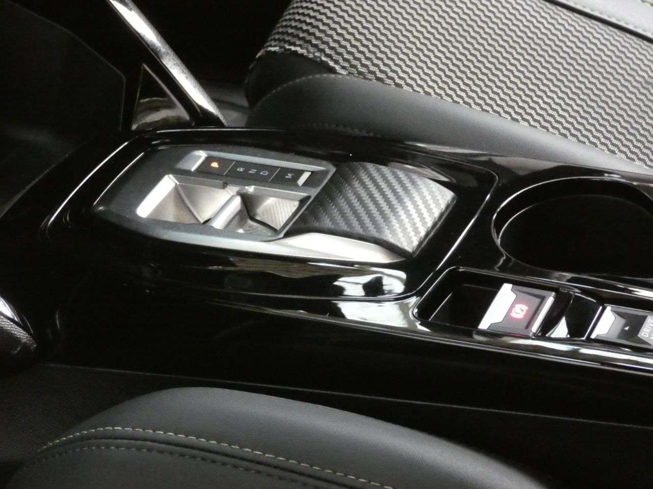 2023 PEUGEOT 2008 2023 PEUGEOT 2008
