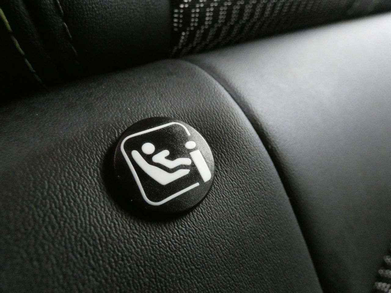 2023 PEUGEOT 2008 2023 PEUGEOT 2008