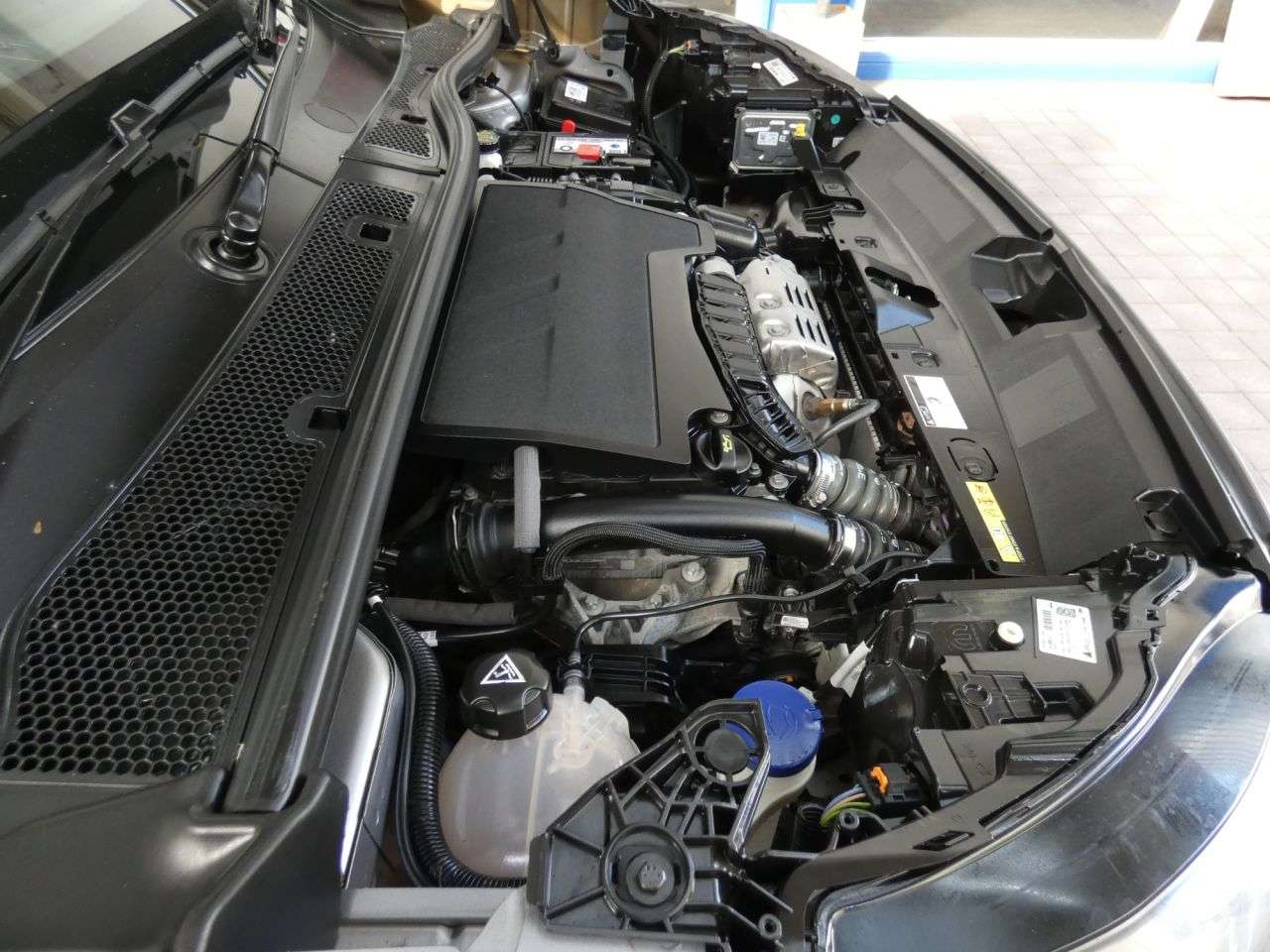 2023 PEUGEOT 2008 2023 PEUGEOT 2008