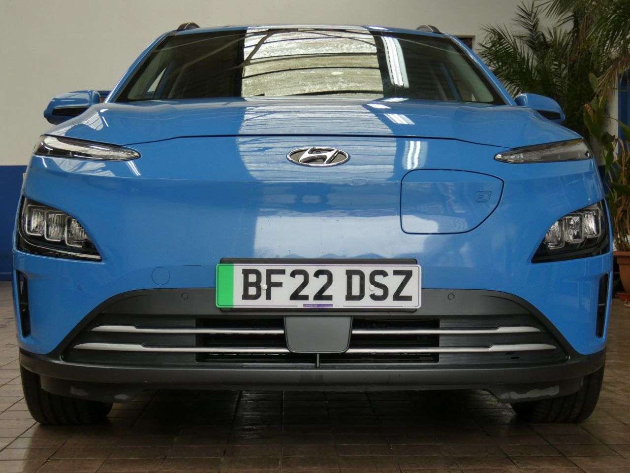 A 2022 HYUNDAI KONA 64kWh Premium SUV 5dr Electric Auto (10.5kW Charger) (204 ps) LOW MILES EXC A 2022 HYUNDAI KONA 64kWh Premium SUV 5dr Electric Auto (10.5kW Charger) (204 ps) LOW MILES EXC