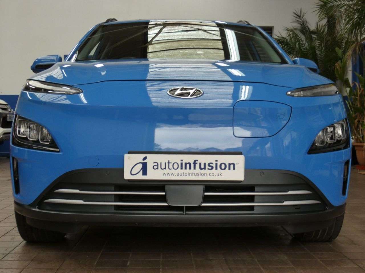 A 2022 HYUNDAI KONA 64kWh Premium SUV 5dr Electric Auto (10.5kW Charger) (204 ps) LOW MILES EXC A 2022 HYUNDAI KONA 64kWh Premium SUV 5dr Electric Auto (10.5kW Charger) (204 ps) LOW MILES EXC