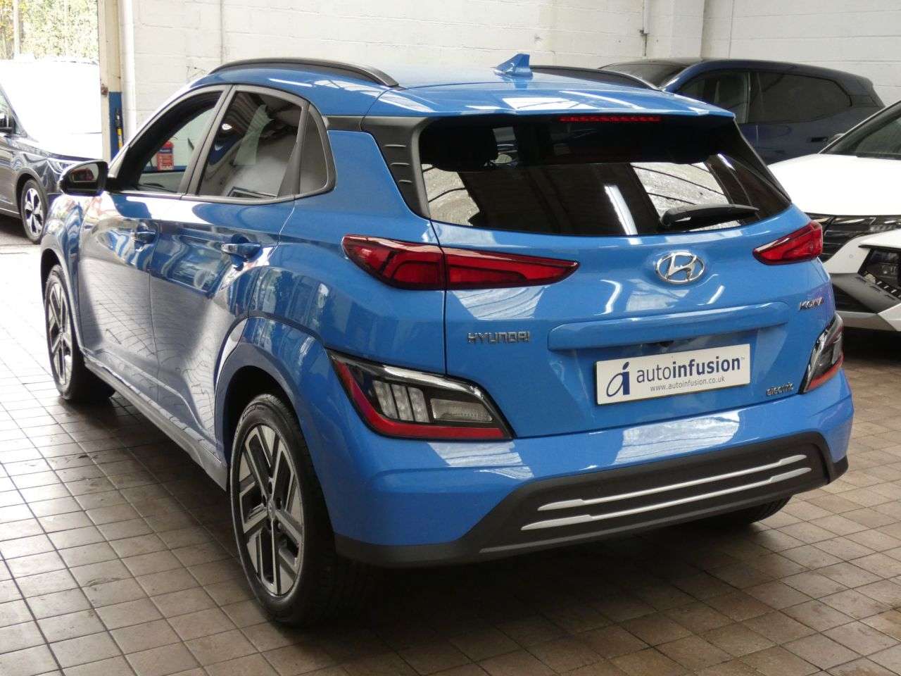 A 2022 HYUNDAI KONA 64kWh Premium SUV 5dr Electric Auto (10.5kW Charger) (204 ps) LOW MILES EXC A 2022 HYUNDAI KONA 64kWh Premium SUV 5dr Electric Auto (10.5kW Charger) (204 ps) LOW MILES EXC