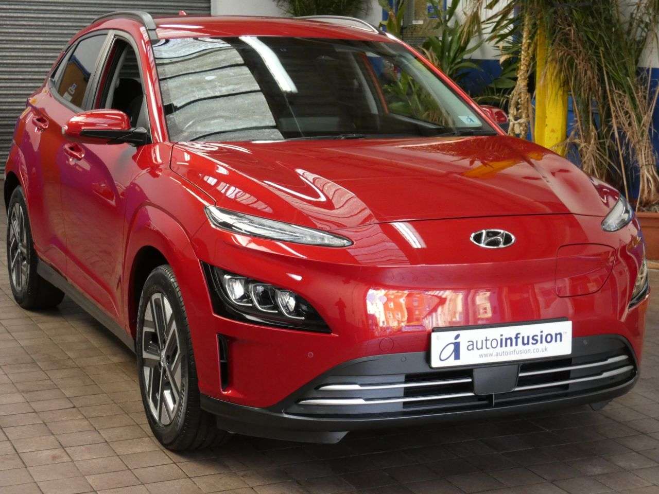 A 2022 HYUNDAI KONA 64kWh Premium SUV 5dr Electric Auto (10.5kW Charger) (204 ps) GENUINE LOW M A 2022 HYUNDAI KONA 64kWh Premium SUV 5dr Electric Auto (10.5kW Charger) (204 ps) GENUINE LOW M