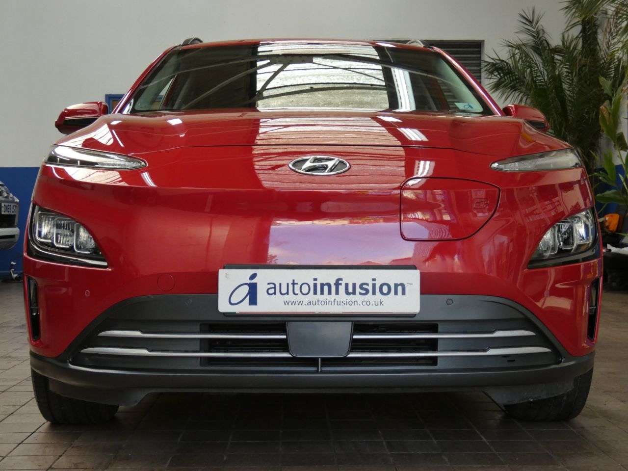 A 2022 HYUNDAI KONA 64kWh Premium SUV 5dr Electric Auto (10.5kW Charger) (204 ps) GENUINE LOW M A 2022 HYUNDAI KONA 64kWh Premium SUV 5dr Electric Auto (10.5kW Charger) (204 ps) GENUINE LOW M