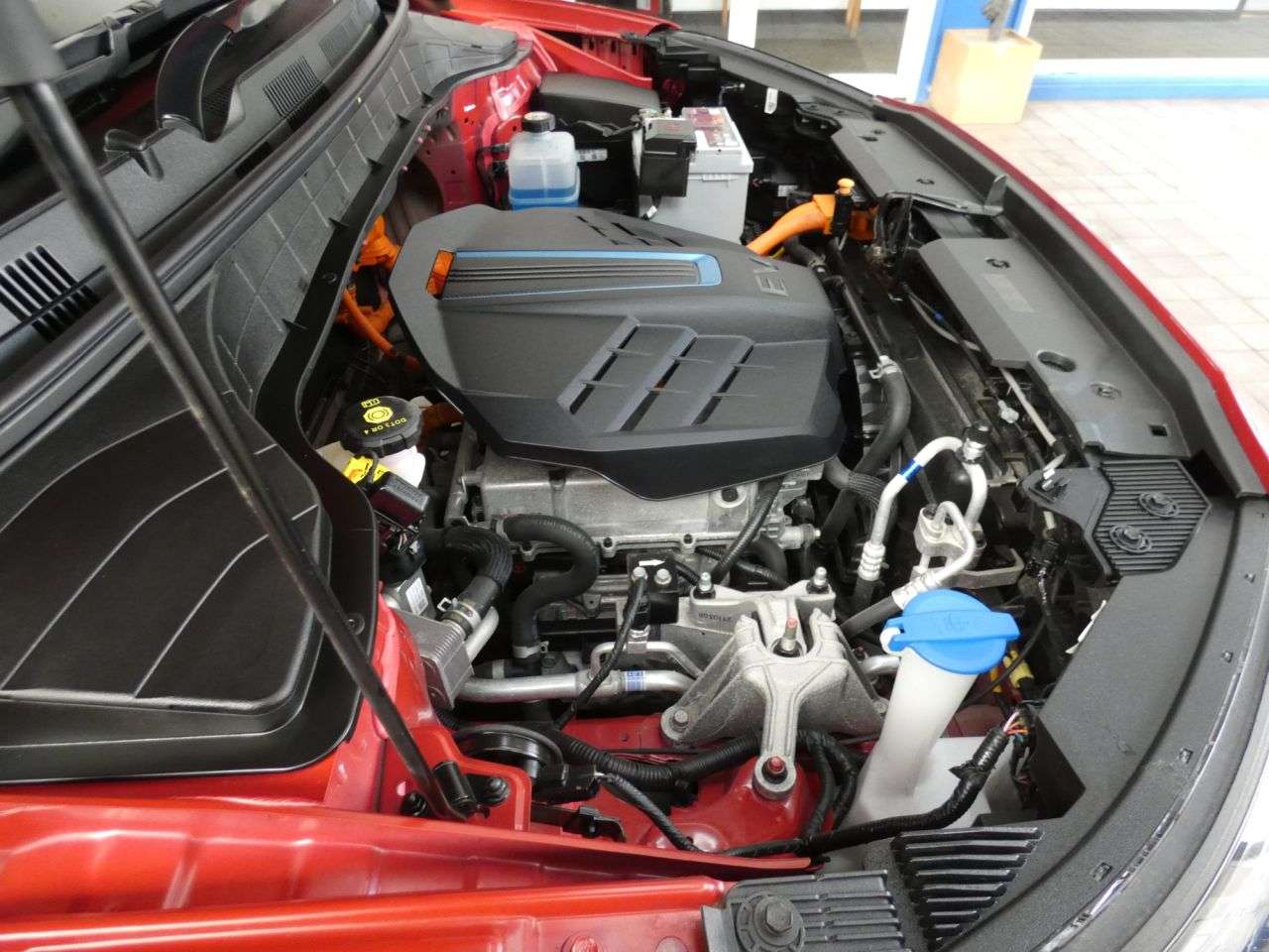 A 2022 HYUNDAI KONA 64kWh Premium SUV 5dr Electric Auto (10.5kW Charger) (204 ps) GENUINE LOW M A 2022 HYUNDAI KONA 64kWh Premium SUV 5dr Electric Auto (10.5kW Charger) (204 ps) GENUINE LOW M
